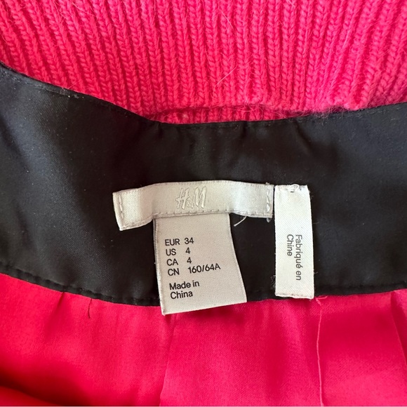 SOLD Pink Pleated Midi Skirt H&M - Picture 6 of 9